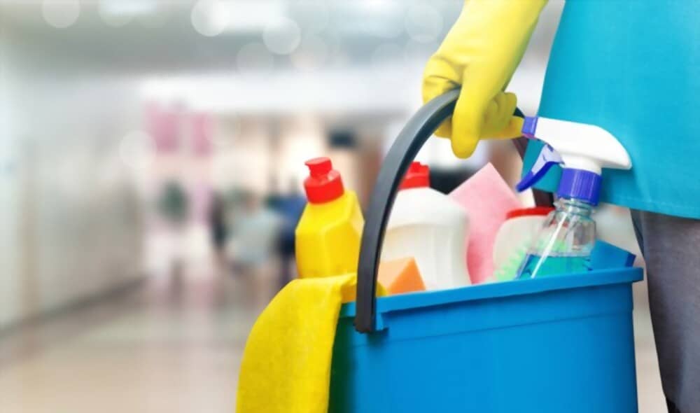 5 Must Have Cleaning Products For Every Home