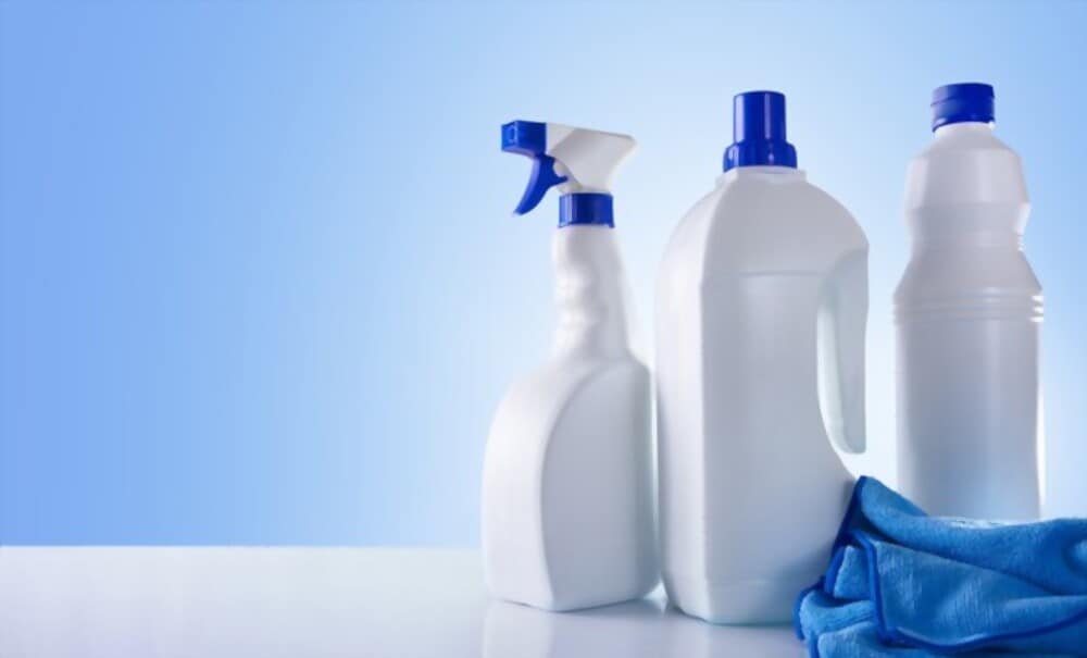3 Myths About Cleaning Products and Reality