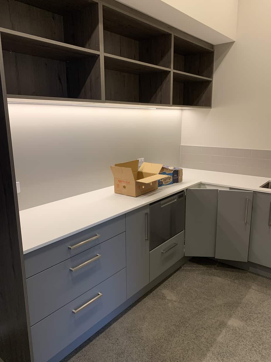 End of tenancy kitchen deep cleaning in Auckland